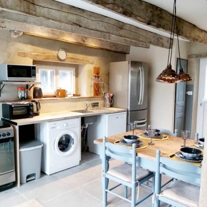 Beautiful 2 Bed Cottage With Swimming Pool Pagéas Exterior photo