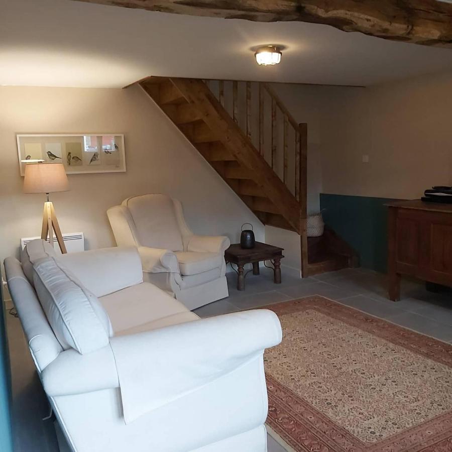 Beautiful 2 Bed Cottage With Swimming Pool Pagéas Exterior photo
