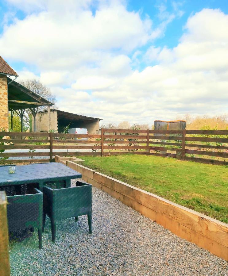 Beautiful 2 Bed Cottage With Swimming Pool Pagéas Exterior photo