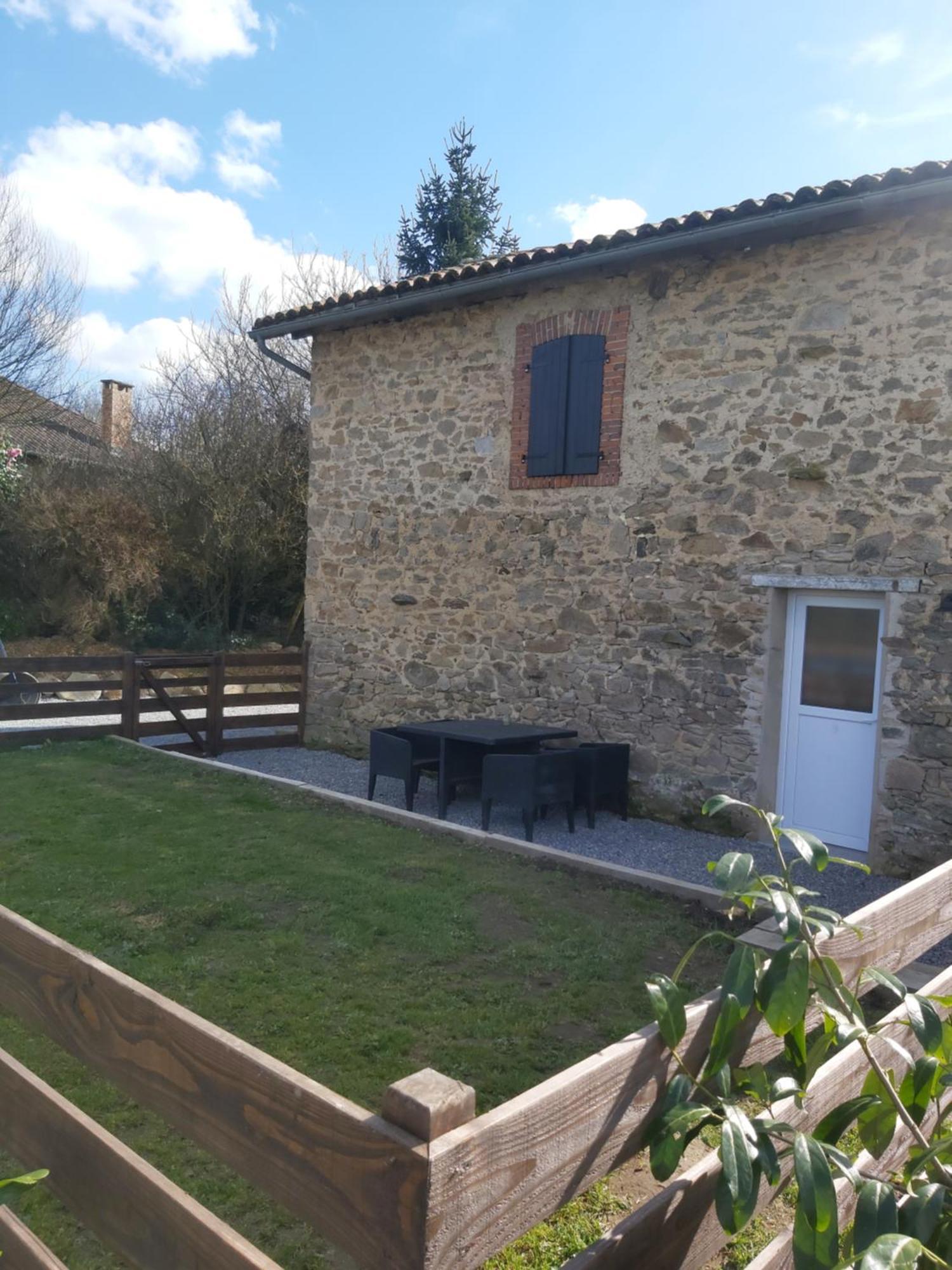 Beautiful 2 Bed Cottage With Swimming Pool Pagéas Room photo